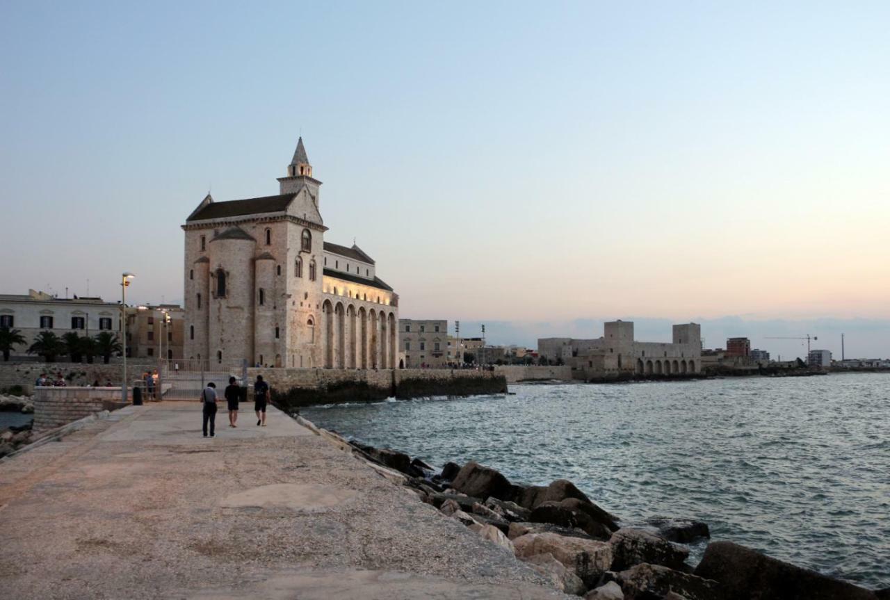 I Colori Della Puglia Rooms Trani Eksteriør bilde